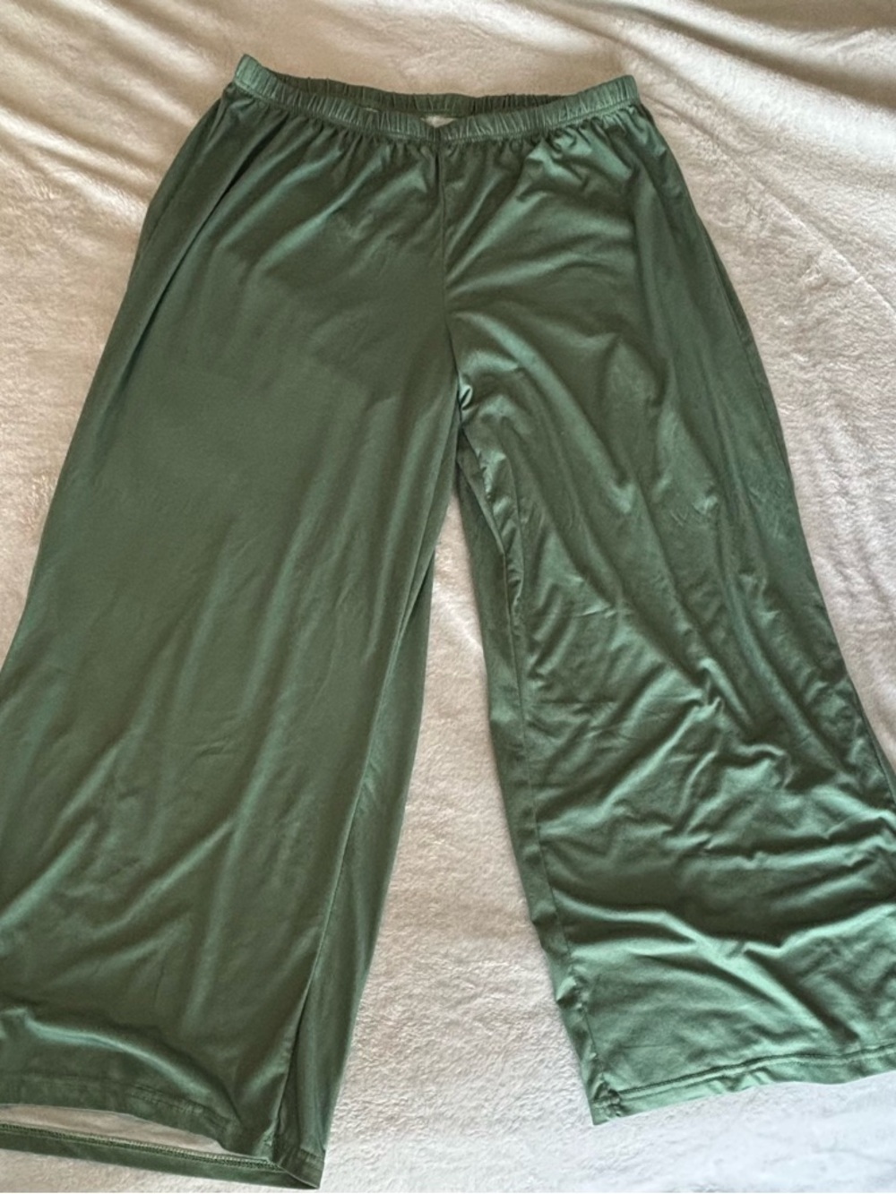Wide Leg Knit Pants in Olive Green